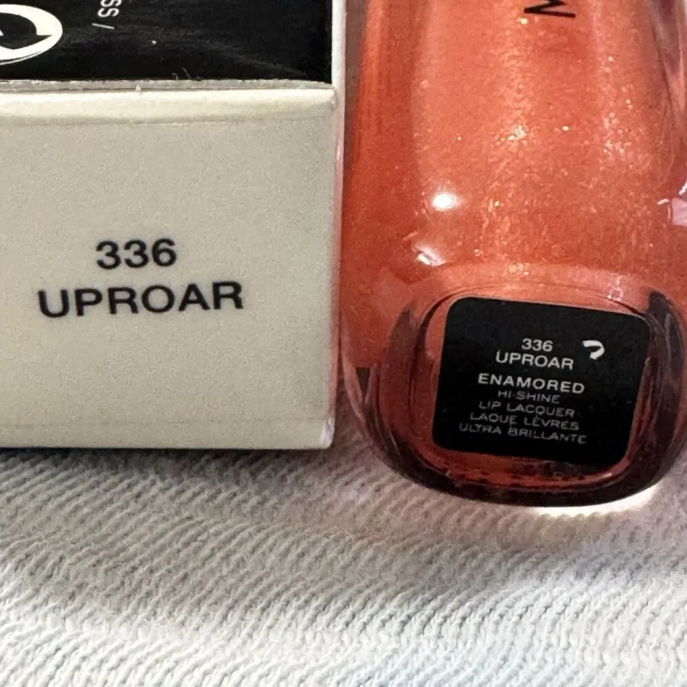 NIB Marc Jacobs Enamored Lip Lacquer 336 Uproar Discontinued